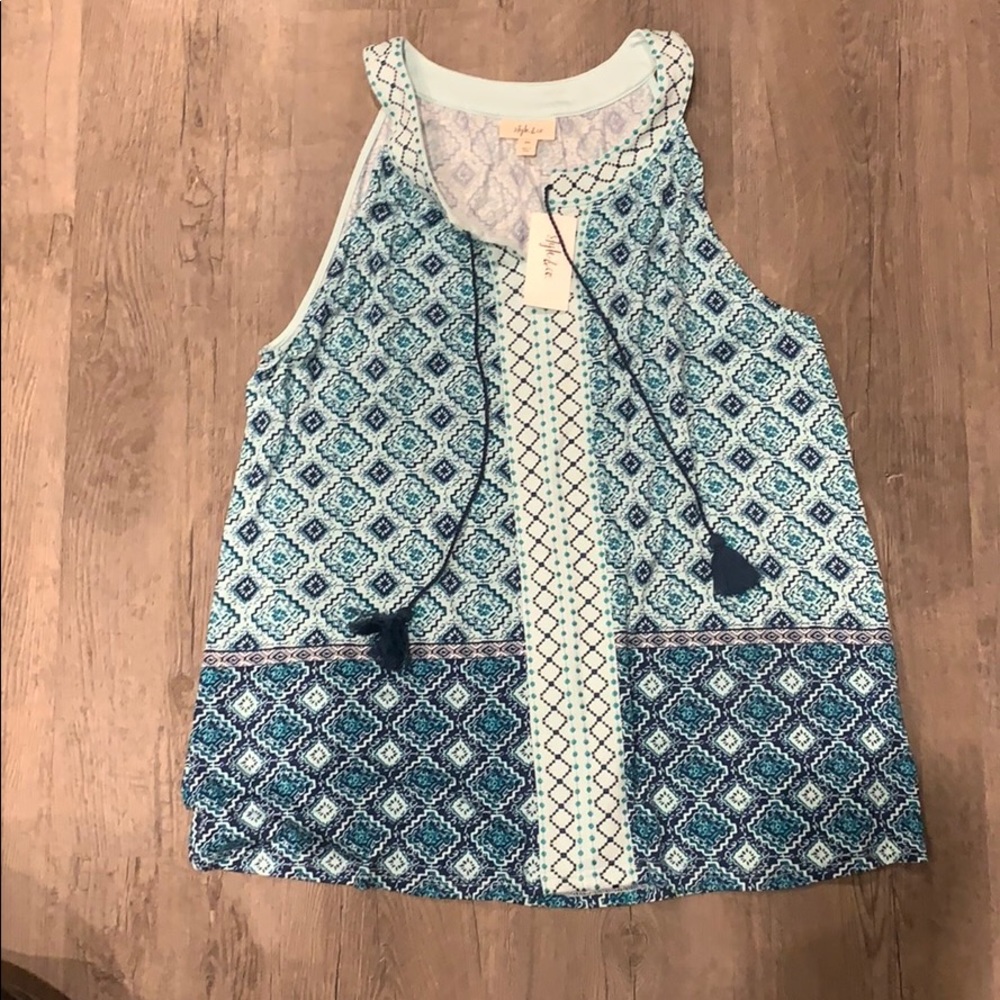 Style & co Tank - Picture 2 of 3